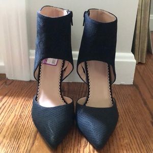 Black Heels Size 8